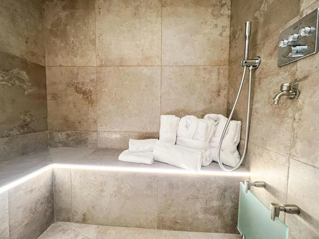 Appartement Le Switch Souplex Avec Hammam Privatif à Lille